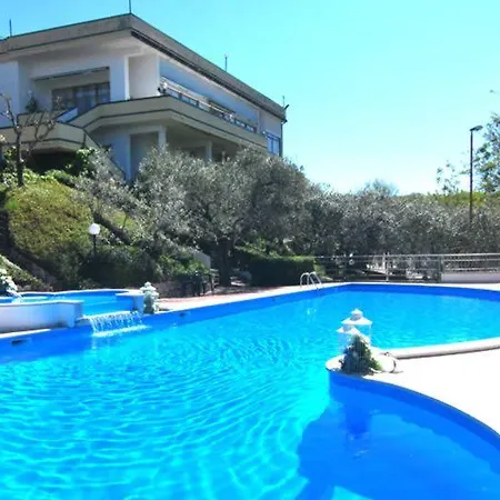 L'ulivo 3* Mirabella Eclano